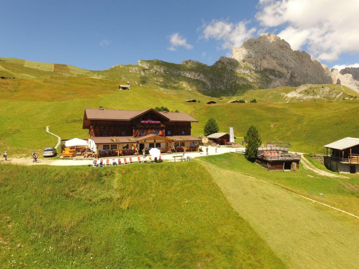 Rifugio Fermeda Hutte Guest House Santa Cristina Val Gardena Eksteriør bilde